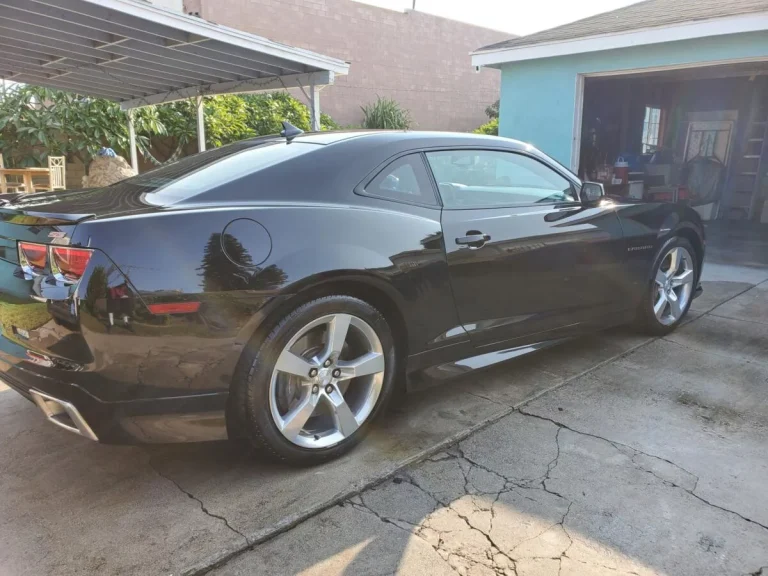 black-chevrolet-camaro-ss-hand-car-wash-detail